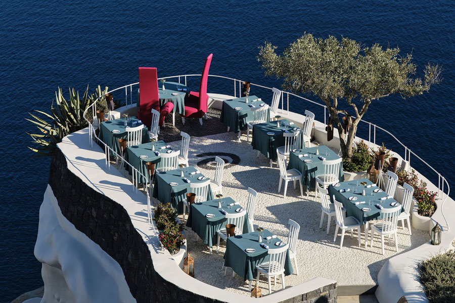 허니무너들을 위한 매혹의 섬, 가장 럭셔리한 장소 안드로니스 럭셔리 스위트 Andronis Luxury Suites