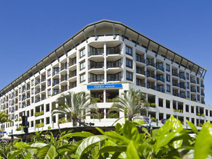 만트라 에스플레네이드 호텔