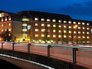 쥬리스 인 코크