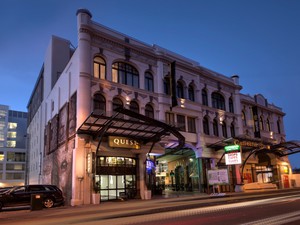 퀘스트 서비스 아파트먼트