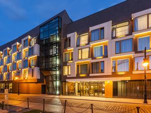 푸로 포즈난 스타레 미아스토