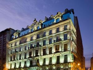 호텔 NH 컬렉션 비고