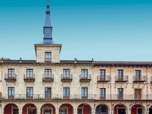 호텔 NH 컬렉션 레온 플라자 마요르