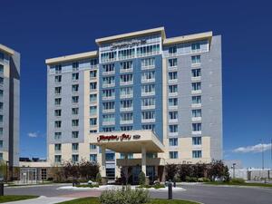 햄프턴 인 바이 힐튼 캘거리 에어포트 노스