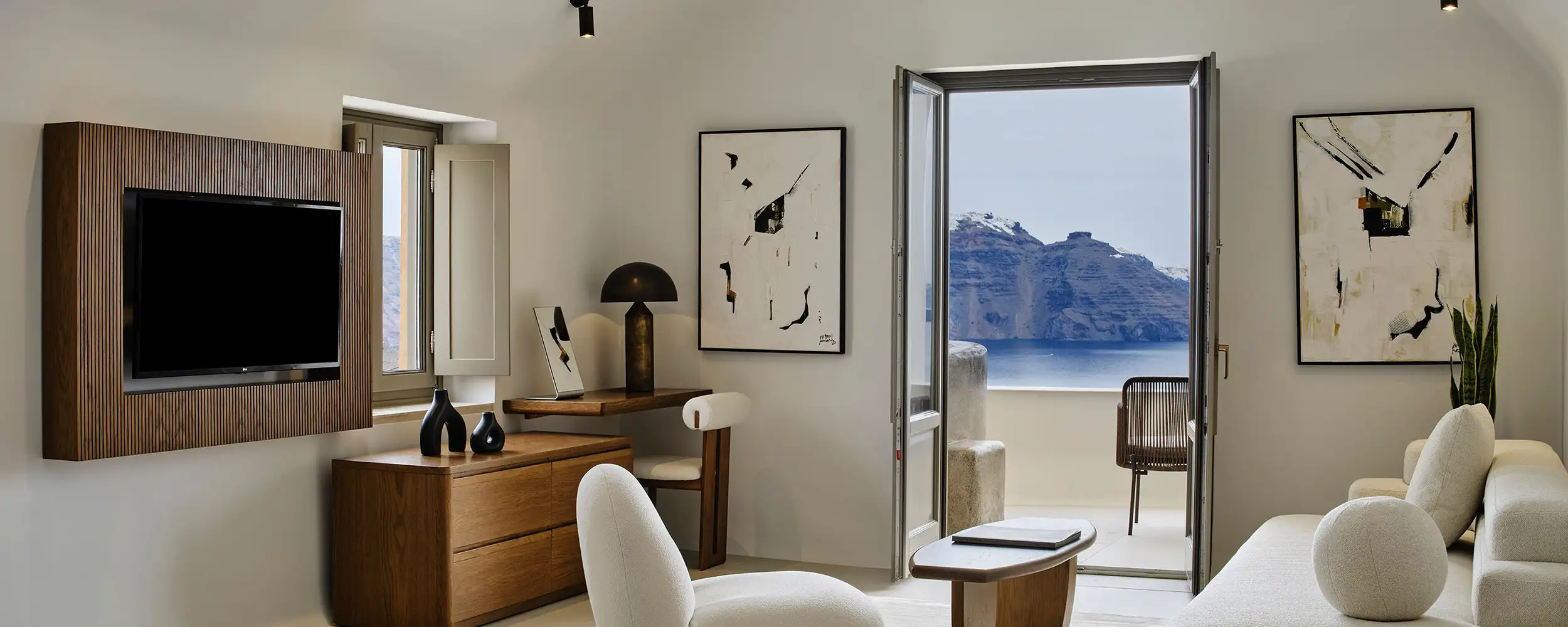 Andronis Luxury Suites