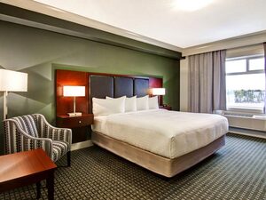 샤토 노바 호텔 앤 스위트