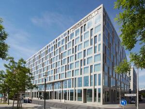 슈타인버거 호텔 암 칸츨러암트