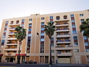 레지드홈 니스 프롬나드