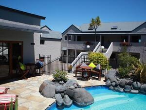 베이크레스트 롯지