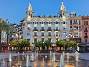 H10 팔라시오 콜로메라