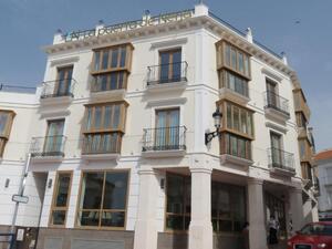 라 푸에르타 데 네르하 호스탈 부티크