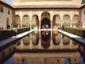 나스리드 궁전